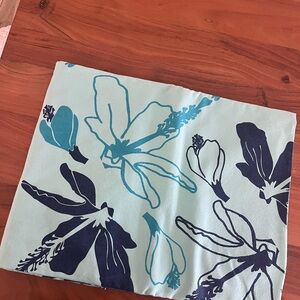 Kealopiko Table cloth
